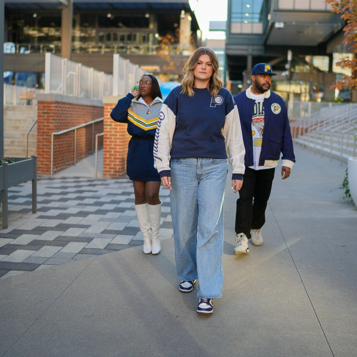 Women's Indiana Pacers Rise Andie Crewneck Sweatshirt in Navy by '47