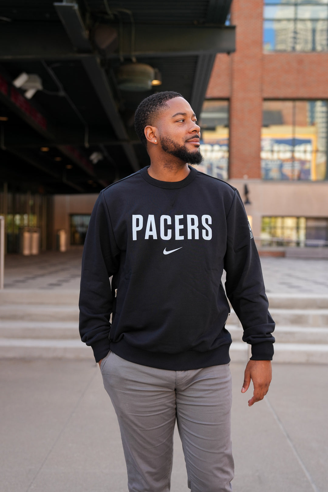 Adult Indiana Pacers 24-25' Standard Issue Crewneck Sweatshirt in Black by Nike