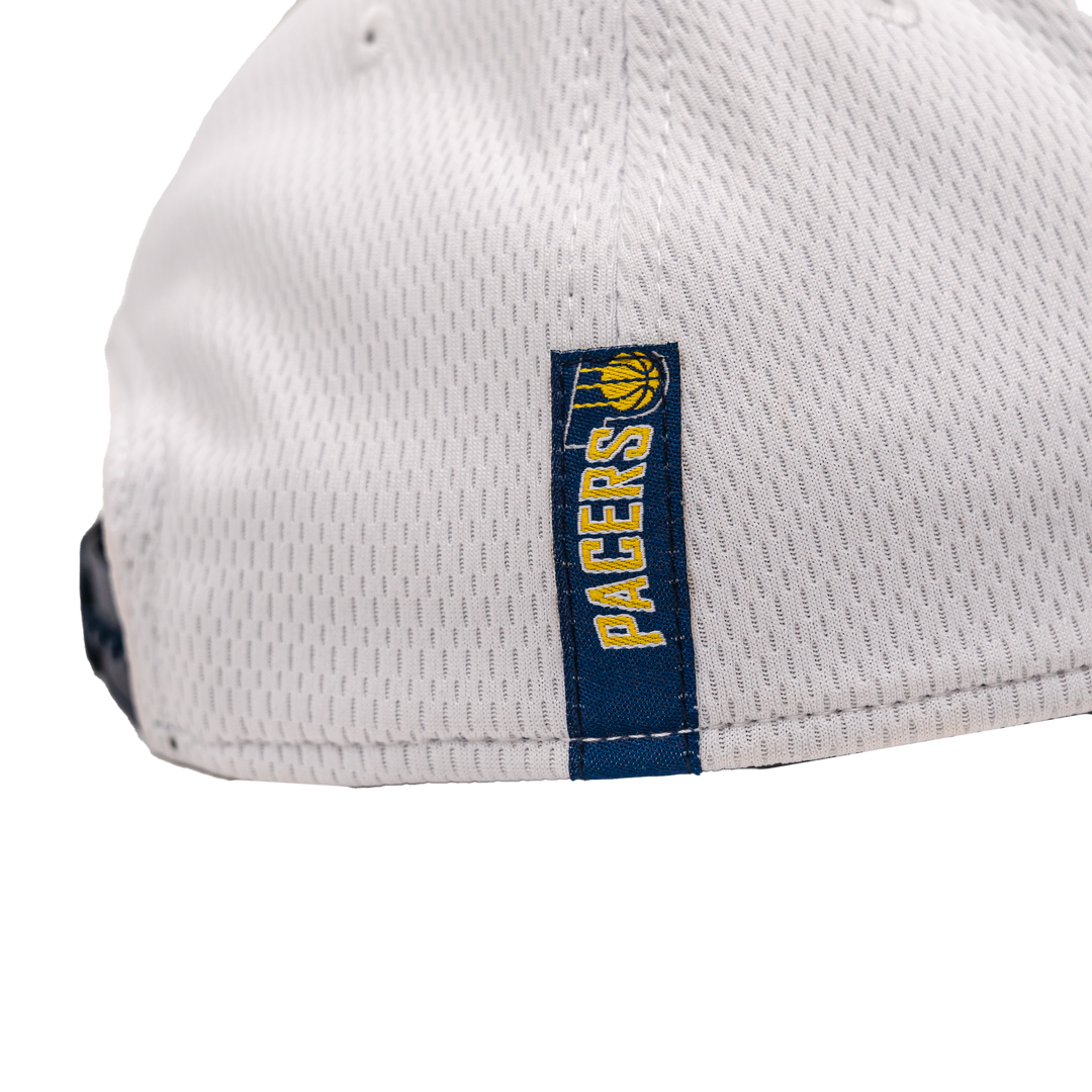 Adult Indiana Pacers 2T Dash Stretch Snap 9Forty Hat in White by New Era